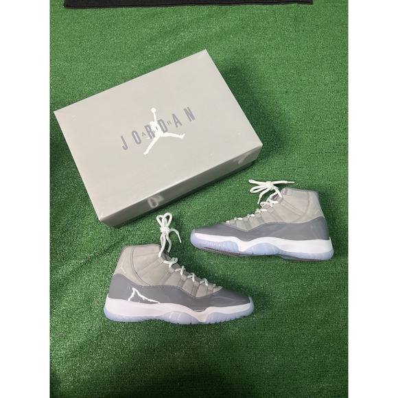 Nike Air Jordan 11 Retro 